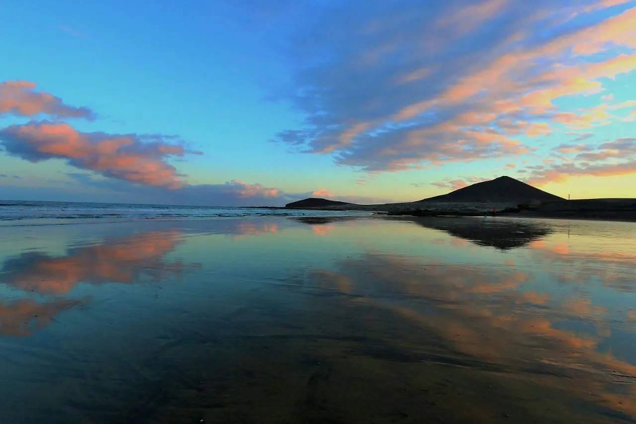 Alquilaencanarias Medano Lugar De Encuentro El Medano  0*, El Medano (Tenerife) Spain